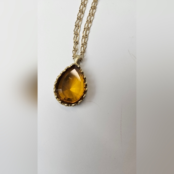 Necklace and Bracelet Set-Gold Tone w/ Yellow Stones - Picture 1 of 8